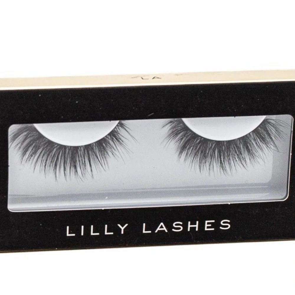 Lilly Lashes Black Faux Mink Wispy False Eyelashes - Picture 1 of 4